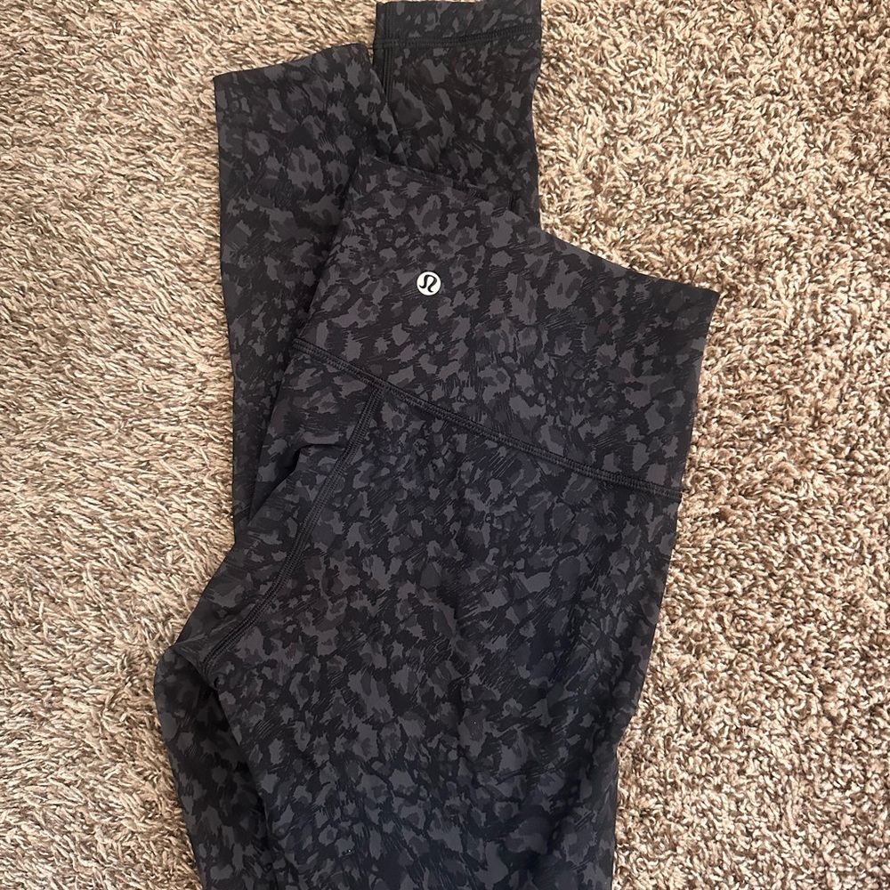 Lululemon Black Patterned Leggings